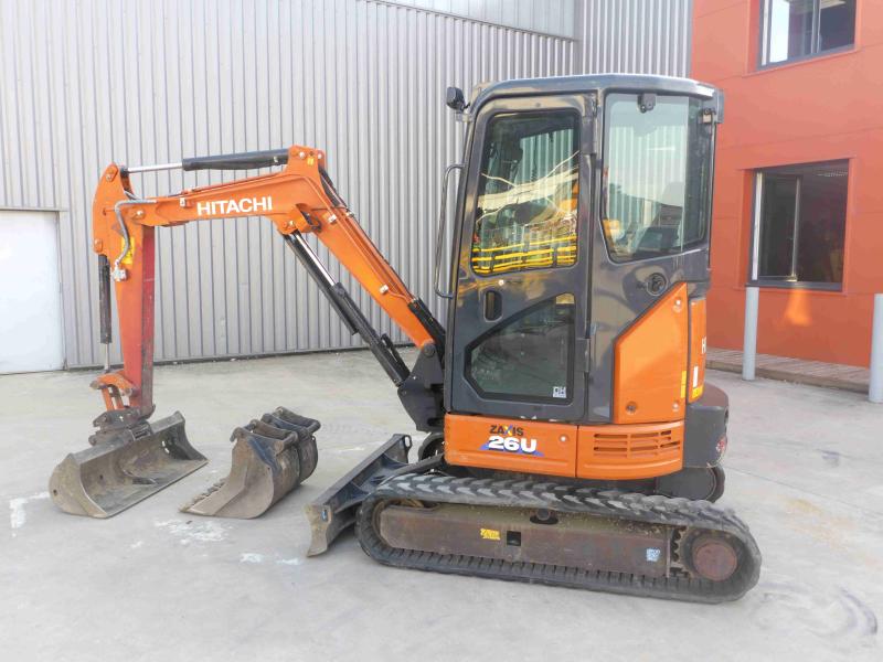 Hitachi ZX26U