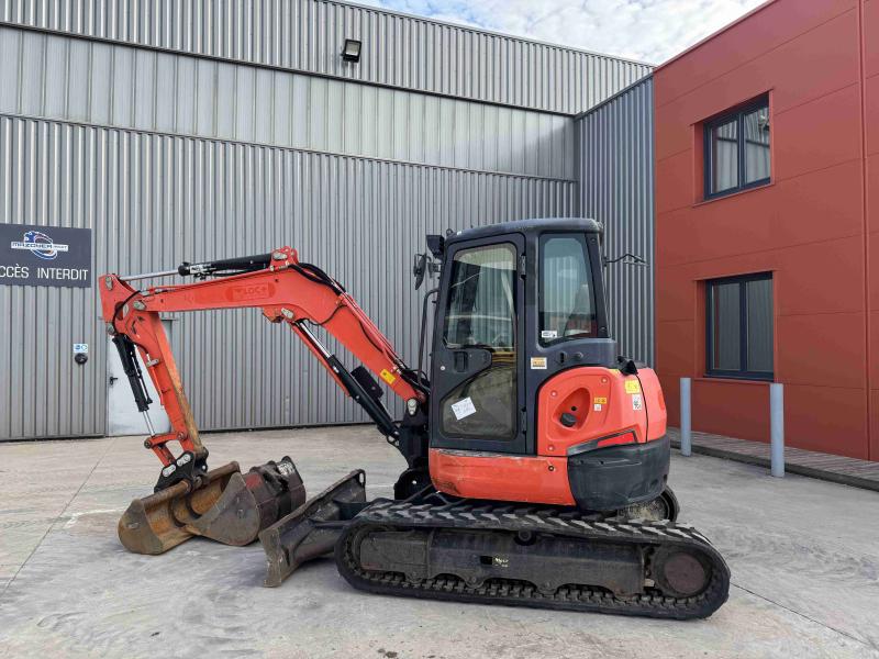 Kubota U48-4