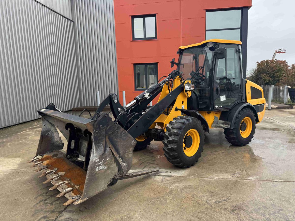 Jcb 406